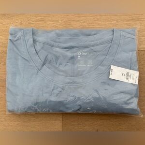 Side Medium Tall light blue Gap Breathe long sleeve shirt